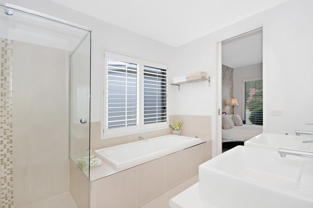 Central Warrnambool Townhouse Номер фото